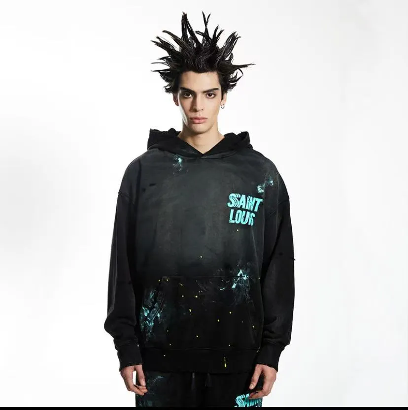 Style No. S228 P300💰 (450g version) SSSAINT LOUIS ink-washed distressed letter logo printed hooded pullover sweatshirt. Made of 450g dense cotton fabric, washed and sprayed with horse slip technology, loose version, same style for men and women. Size: S-XL